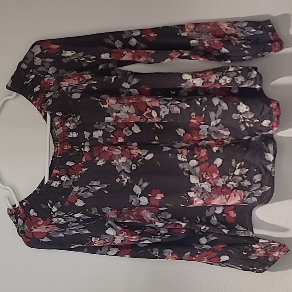 Cape Juby Shirt Size Small